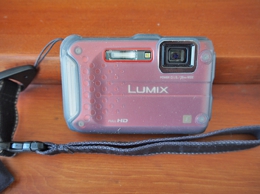 デジタルカメラ Panasonic FT3